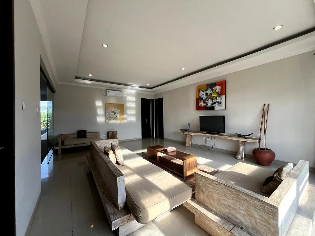 White Lotus Villa By Miel Property Seminyak  Seminyak (Bali)