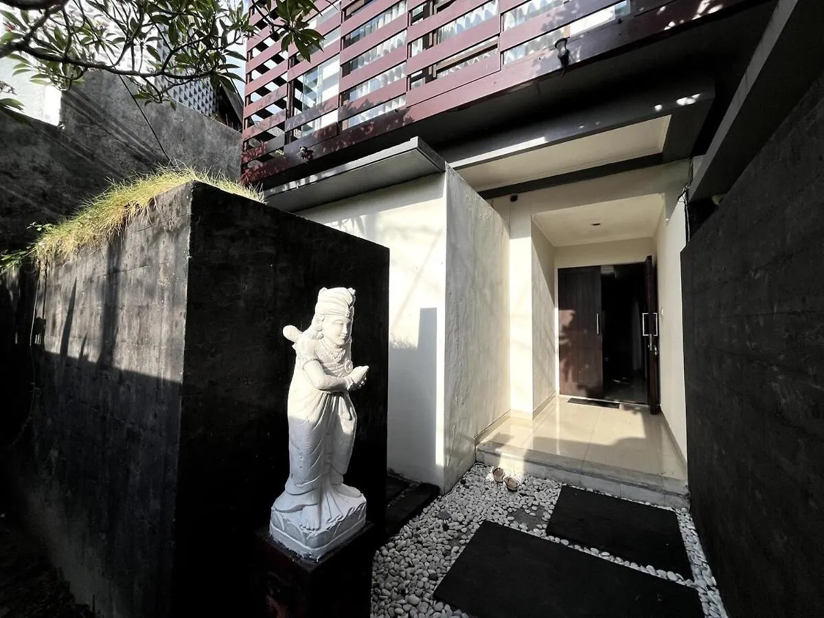 White Lotus Villa By Miel Property Seminyak   Seminyak (Bali)