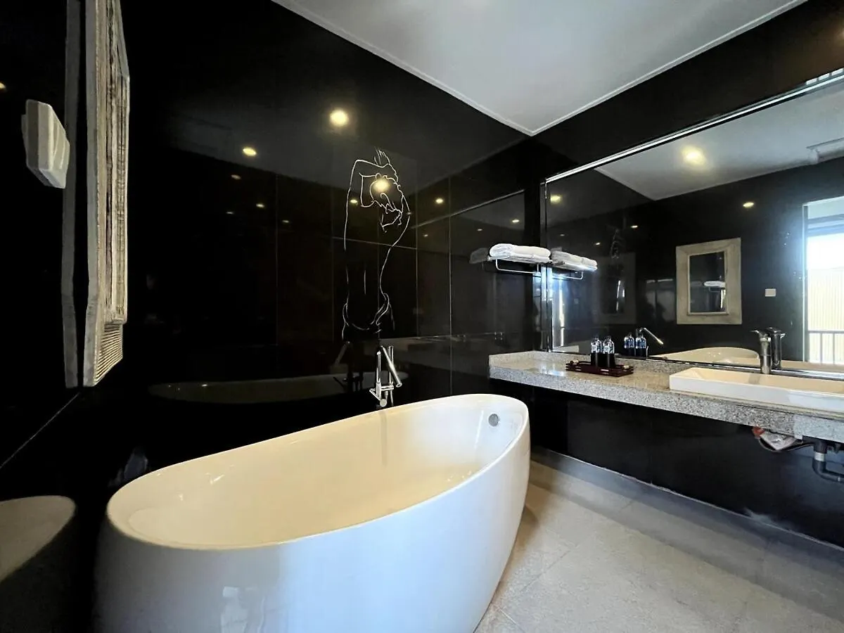 White Lotus Villa By Miel Property 塞米亚克